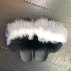 Raiders fur slides
